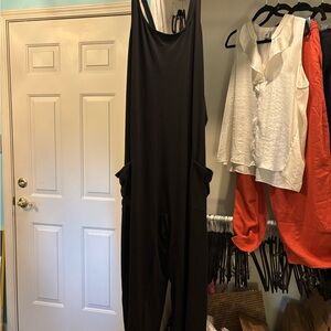 NWT Zyia Black Sleeveless Jumpsuit with Pockets
